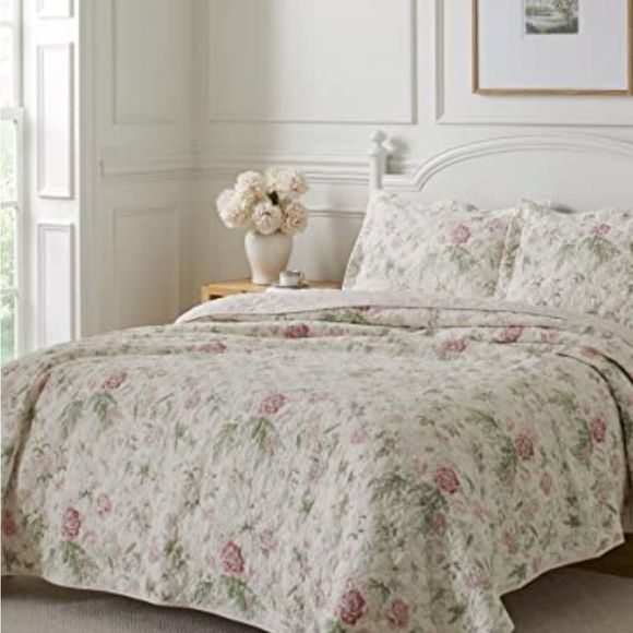 Laura Ashley Other - Laura Ashley Breezy Floral 2-Piece Pink And Green Floral Cotton Twin Quilt Set